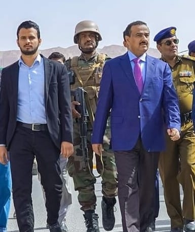 ألوية العمالقة تختطف اثنين من مسؤولي شبوة وعددا من المصورين الصحفيين
