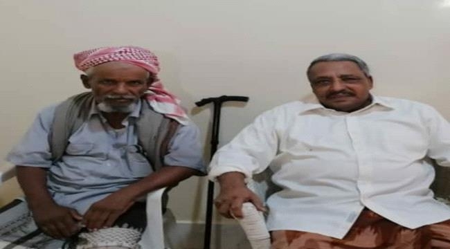 أعلن تضامنه الكامل ووقوفه إلى جانب باعوم قائد الثورة الجنوبية ..  : باعوم يلتقي مقدم قبيلة آل باقديم في منزله