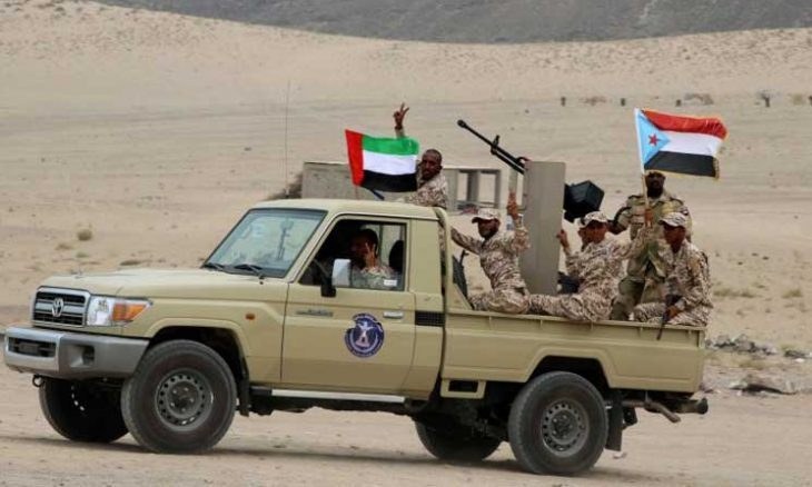 مليشيا المجلس الانتقالي تحشد مسلحيها في معسكري بلحاف وقارة الفرس بمحافظة شبوة