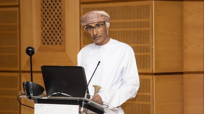 الخارجية العمانية: الحل في اليمن سياسي وبدون شروط مسبقة