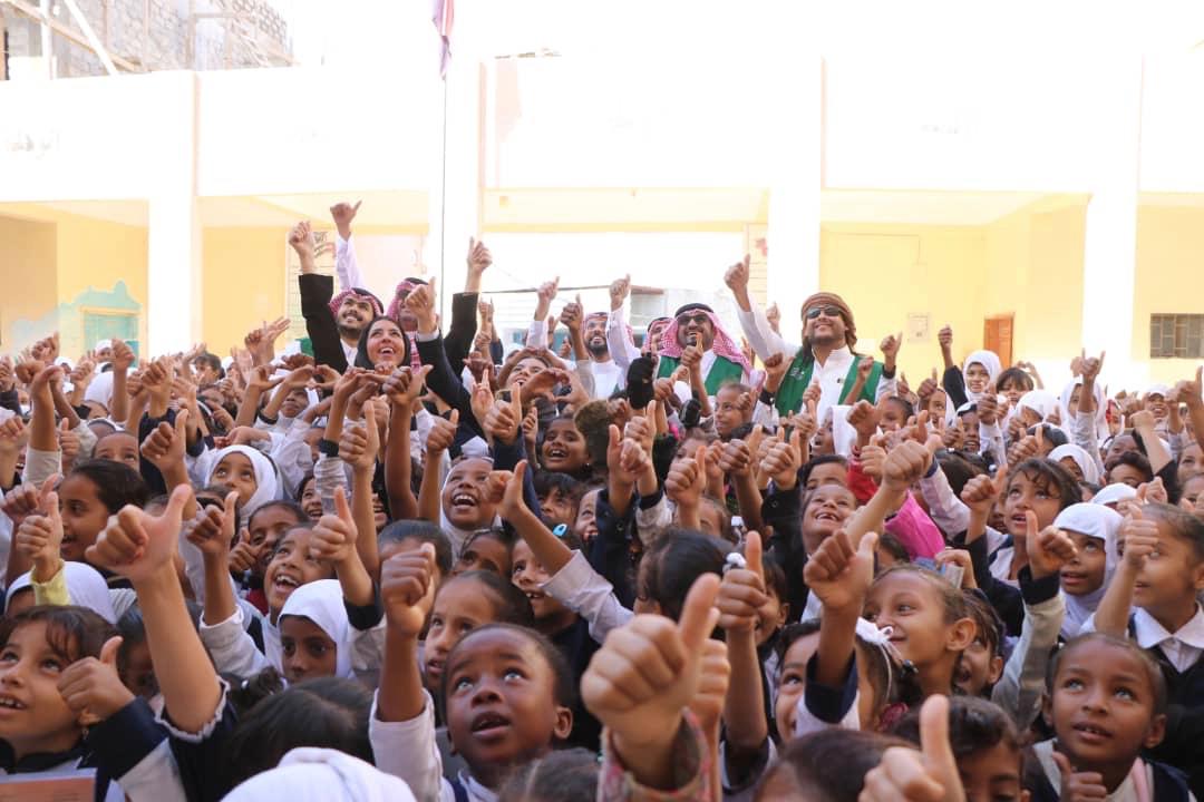 الارياني يشيد بالدعم السعودي لقطاع التعليم