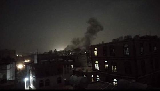 ناطق الجيش: التحالف قصف مركزاً حوثياً للقيادة والسيطرة في صنعاء*
