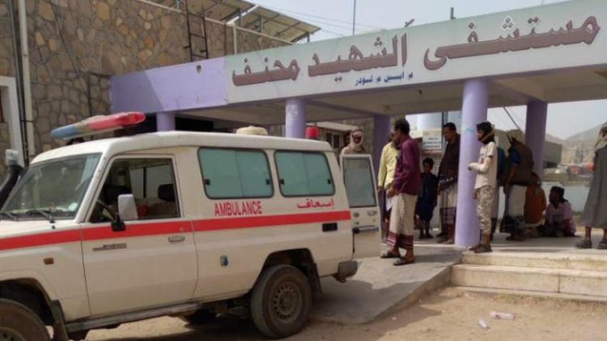 أبين.. وفاة وإصابة 12 جنديا بحادث مرور في مديرية لودر