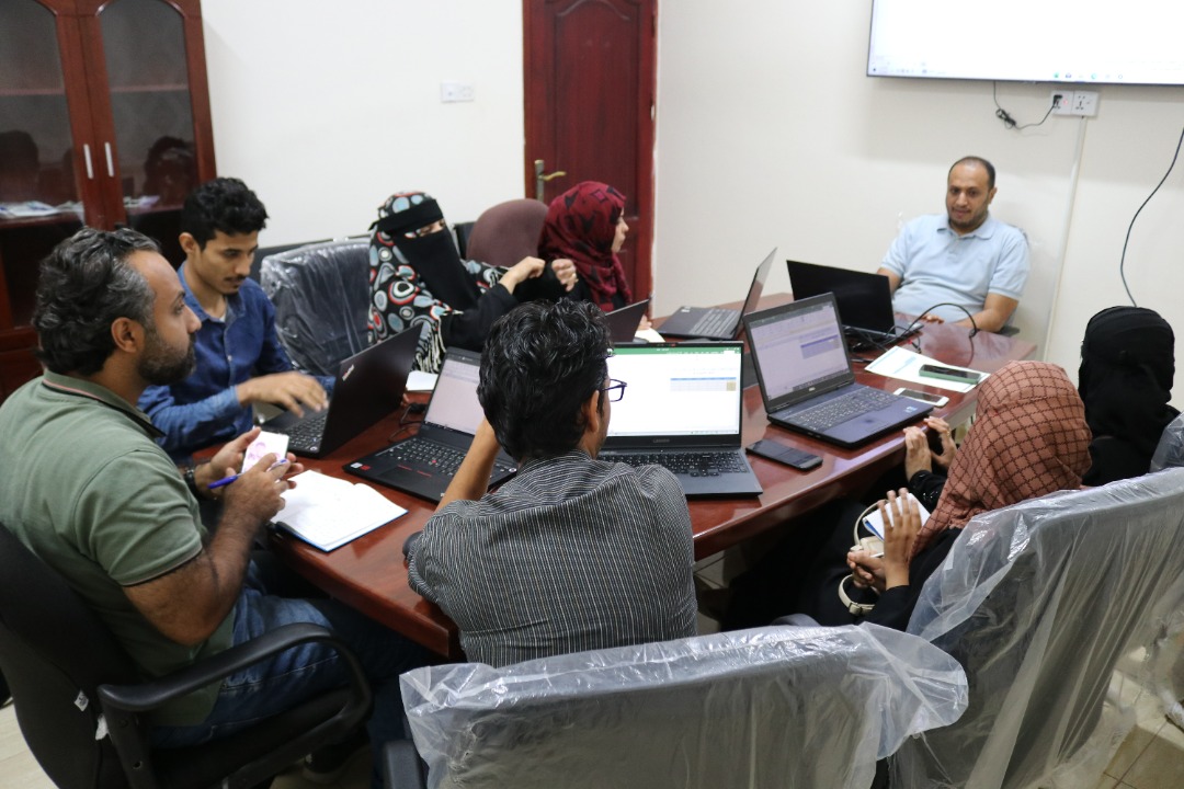 افتتاح دورة الجداول الالكترونية المتقدمة  "Excel Advance" بصندوق صيانة الطرق والجسور في عدن