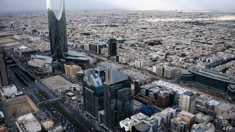 السعودية تستدعي عددا من محافظي المحافظات المحررة إلى الرياض