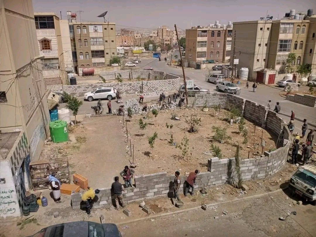 الحوثيون يصادرون أراضي بنك الإنشاء والتعمير في حي سعوان بصنعاء