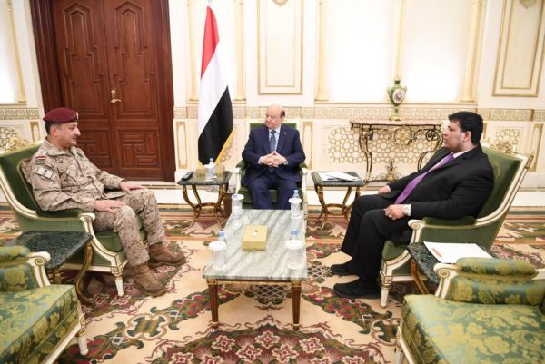 الرئيس يلتقي قائد القوات المشتركة ويشيد بجهود السعودية لدعم اليمن