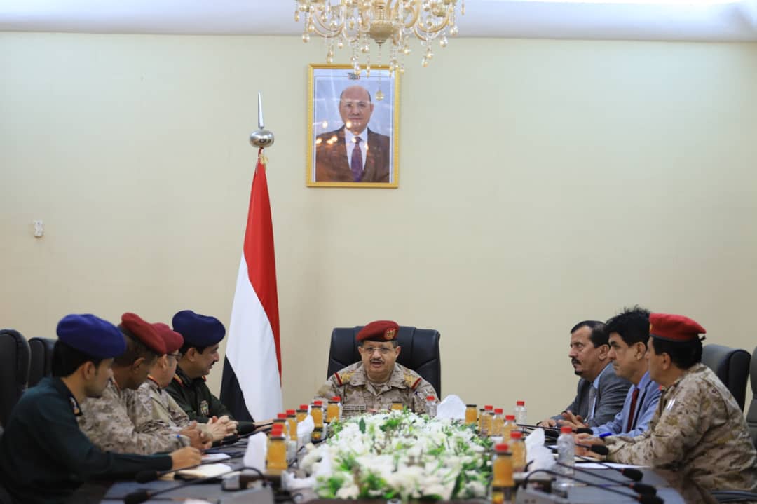 اجتماع برئاسة المقدشي يشدد على تفعيل غرفة عمليات مشتركة ما بين الجيش والأجهزة الأمنية