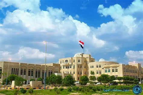 أمن محافظة المهرة يضبط زعيم عصابة تمتهن التقطع وترويج المخدرات