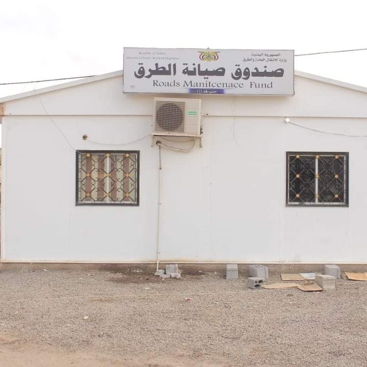 عاجل : إصابة مدير عام بالجهاز المركزي للرقابة والمحاسبة في عدن 