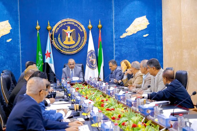مليشيا الانتقالي تعتزم تحديد سعر صرف العملة اليمنية وتطبيقه في الواقع
