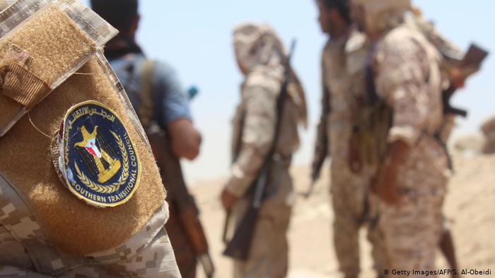 الإفراج عن أربعة من قيادات مليشيا الانتقالي بعد جهود وساطة قادتها قيادات عسكرية