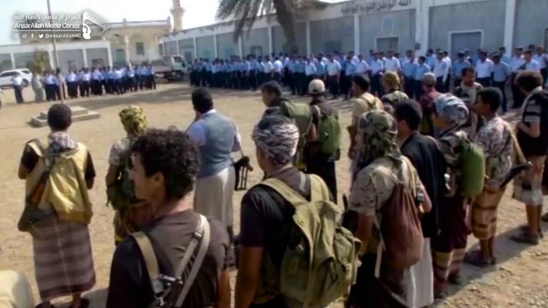 وكالات : مصدر حكومي ينفي الأنباء التي تحدثت عن انسحاب مليشيا الحوثي من ميناء الحديدة 