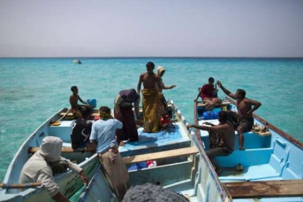 سلطات ارتيريا تفرج عن 70 صيادًا يمنيا وتواصل اختطاف 18 آخرين