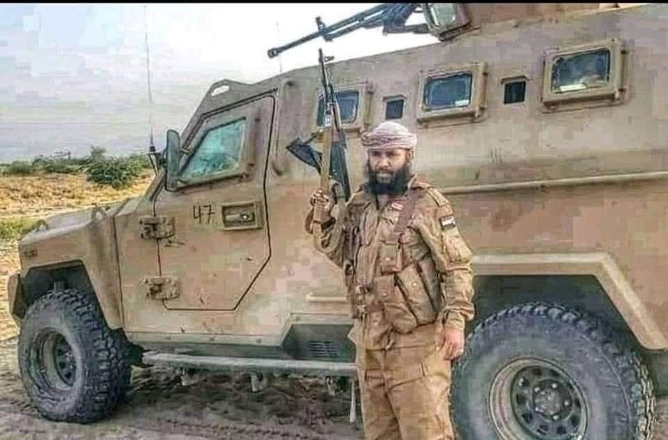 شبوة.. حادث مروري يودي بحياة قائد اللواء 12 عمالقة عمار الضالعي وثلاثة من مرافقيه