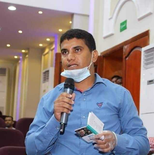 الإفراج عن الصحفي "عبيد واكد" بعد ساعات من اعتقاله في المكلا بحضرموت
