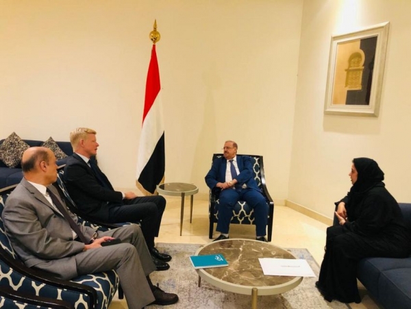 المبعوث الأممي إلى اليمن يعرب عن أسفه لهجوم الحوثي على تعز