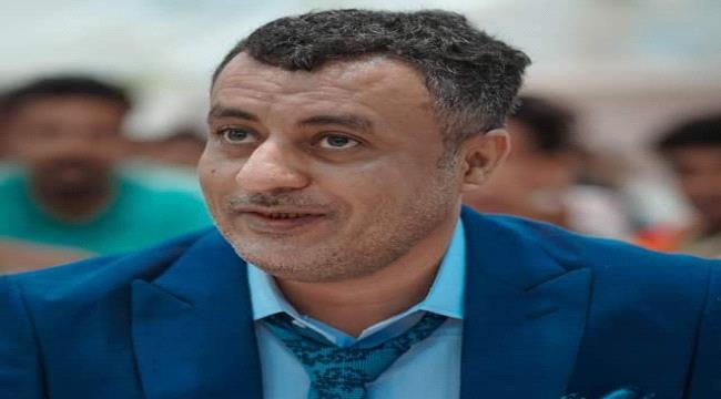 باعتباره فشل في تأمين المطار وتأمين الأطفال والنساء .. : القاضي قنان يطالب محافظ عدن بالإستقالة 